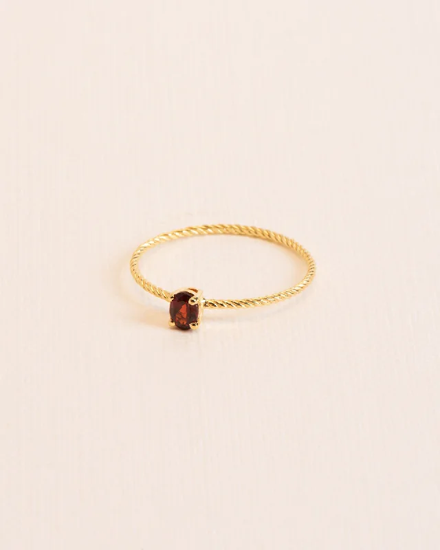 women’s fancy color rings-Twisted 18K Gold Ring w. Garnet