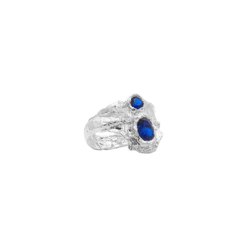 women’s ruby rings-The Amfitriti Silver Ring w. Lab-Grown Sapphire