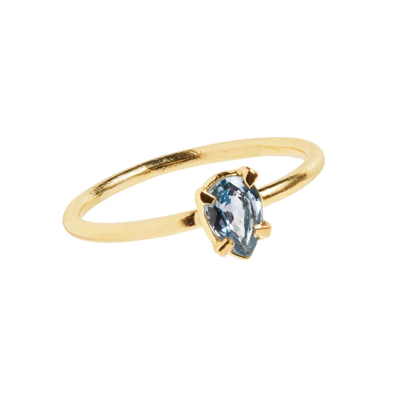 women’s gold and diamond rings-Blue 18K Gold Ring w. Sapphire