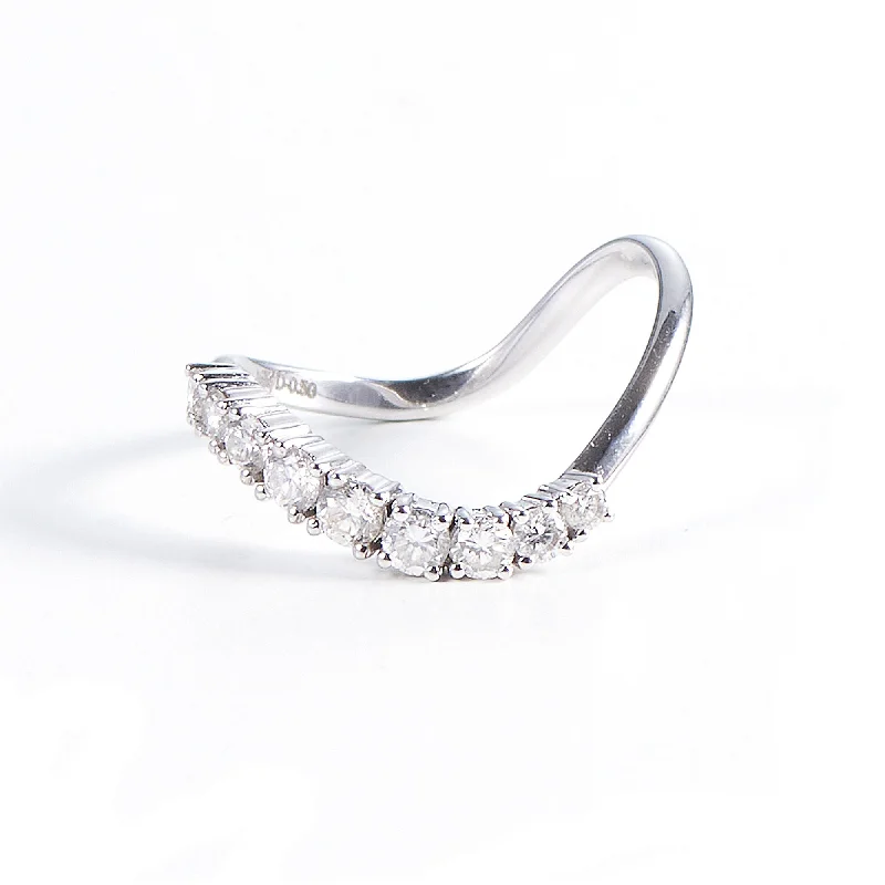 women’s mixed metal rings-DUA 14K White Gold Ring w. Diamonds