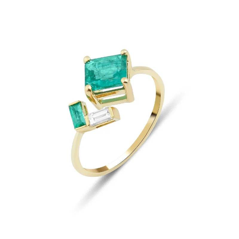 women’s diamond rings-Artisia Open 18K Gold Ring w. Diamonds & Emeralds