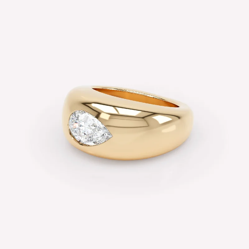 women’s cushion halo rings-Curve 18K Gold Ring w. Diamond