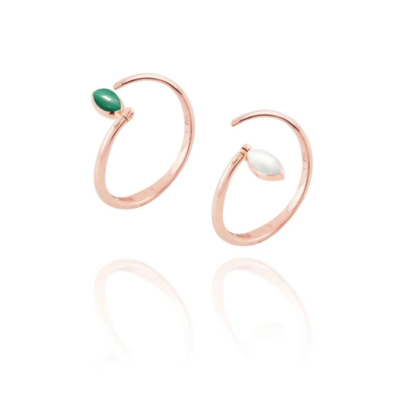 women’s wedding rings-Swinging Spiral 18K Rosegold Ring w. Malachite & Pearl