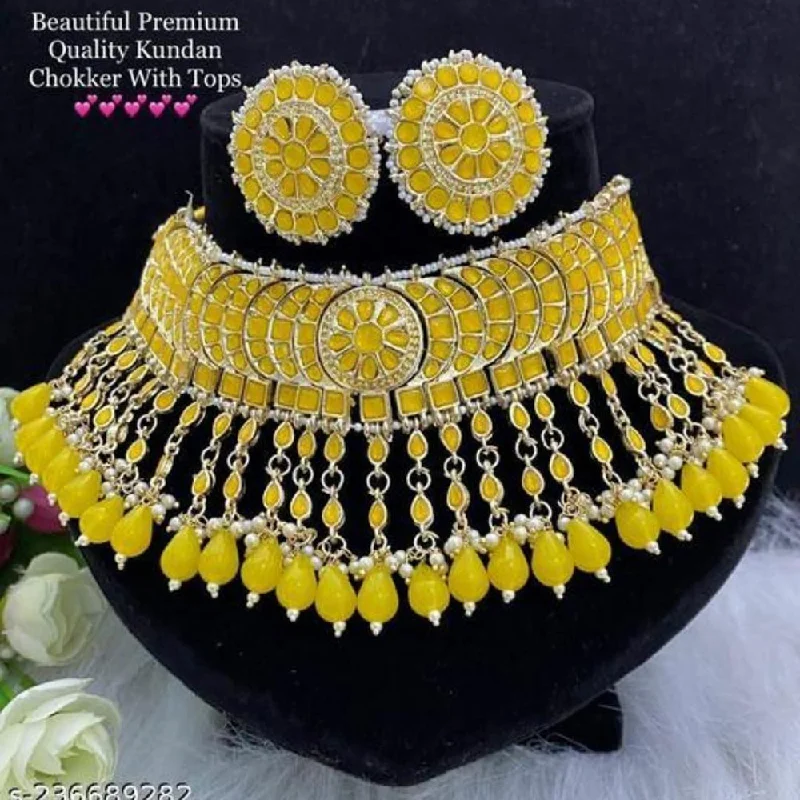 women’s diamond necklaces-Lucentarts Jewellery Gold Plated Kundan Stone Choker Necklace Set