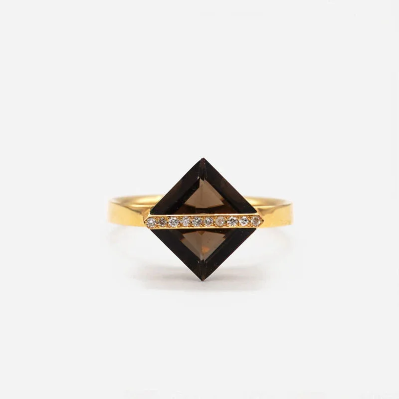 women’s silver plated rings-Band 18K Gold Ring w. Smoky Quartz & Diamonds